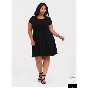 (1) Torrid Jersey Dress